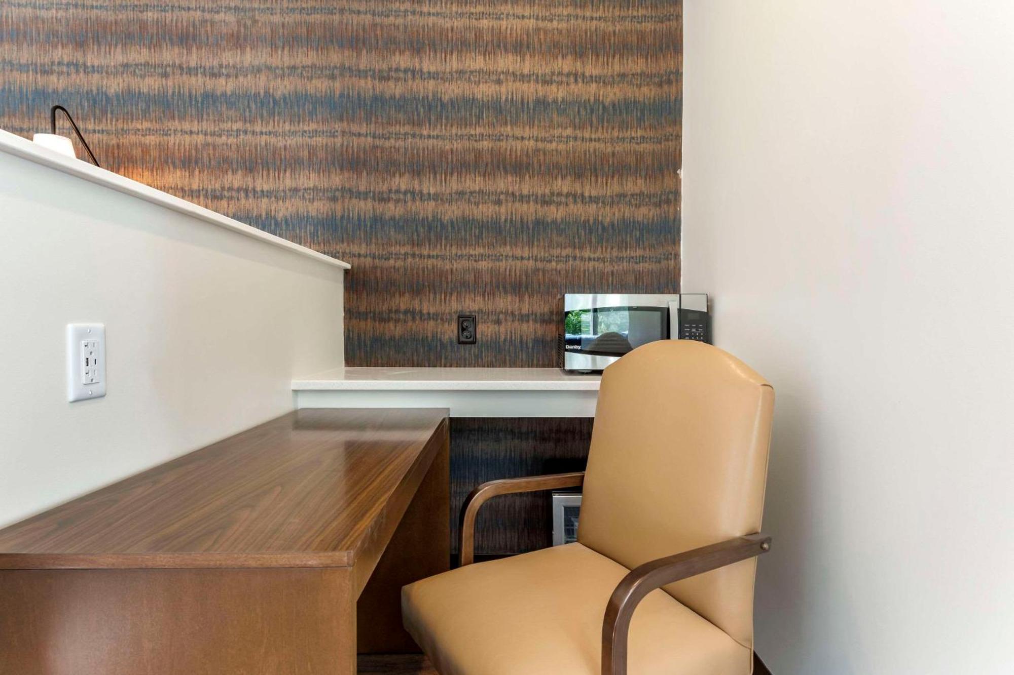The Cranberry, Ascend Hotel Collection Morgantown Eksteriør bilde